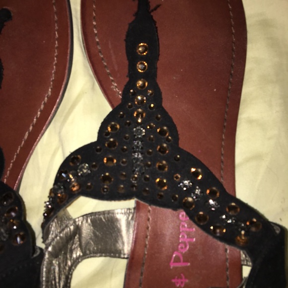 Sandals - Picture 5 of 8